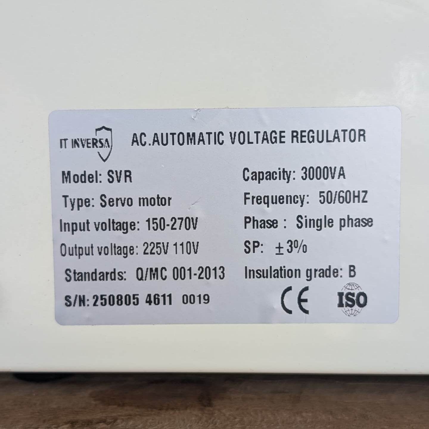 Estabilizador y elevador de voltaje 220V | 3KVA