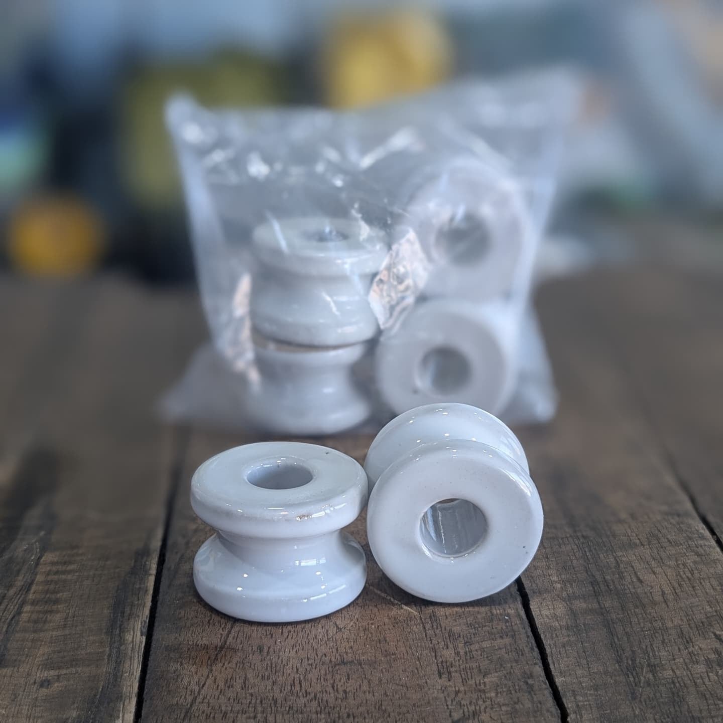 Aislador Terminal de Porcelana | Cerámica
