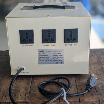 Estabilizador y Elevador de Voltaje 110V | 2KVA