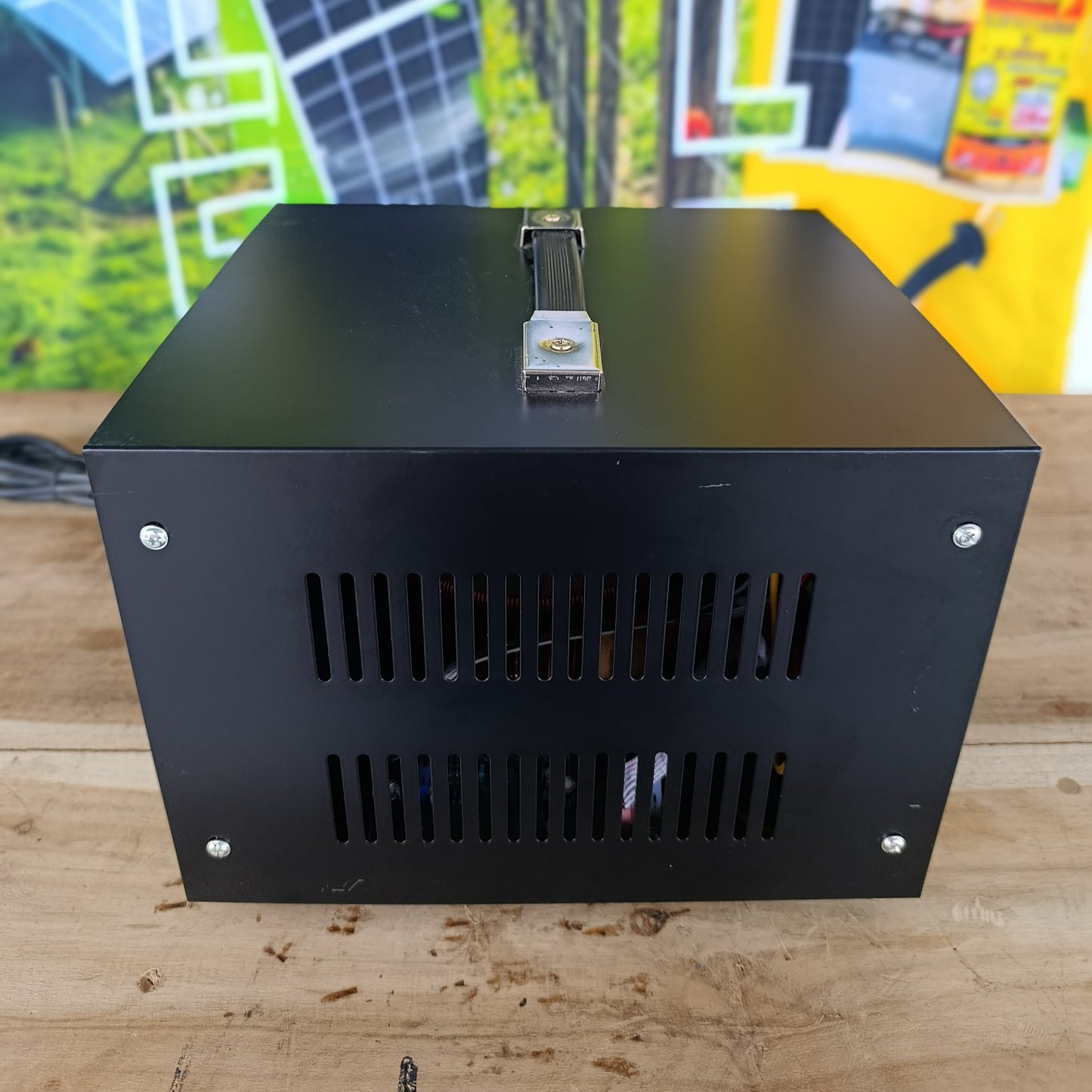 Estabilizador y Elevador de voltaje 110v/220v | 2KVA