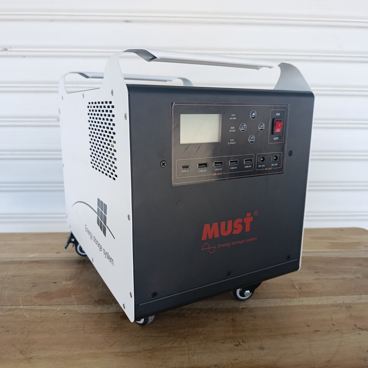 Inversor Portátil MUST 2KW