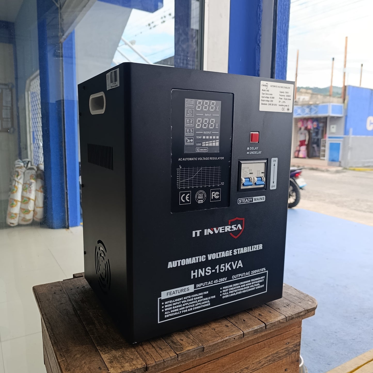 Estabilizador y elevador de voltaje 220V-HNS | 15KVA
