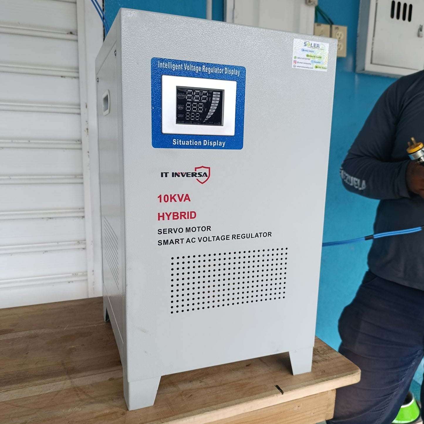 Estabilizador y elevador de voltaje 220V | 10KVA