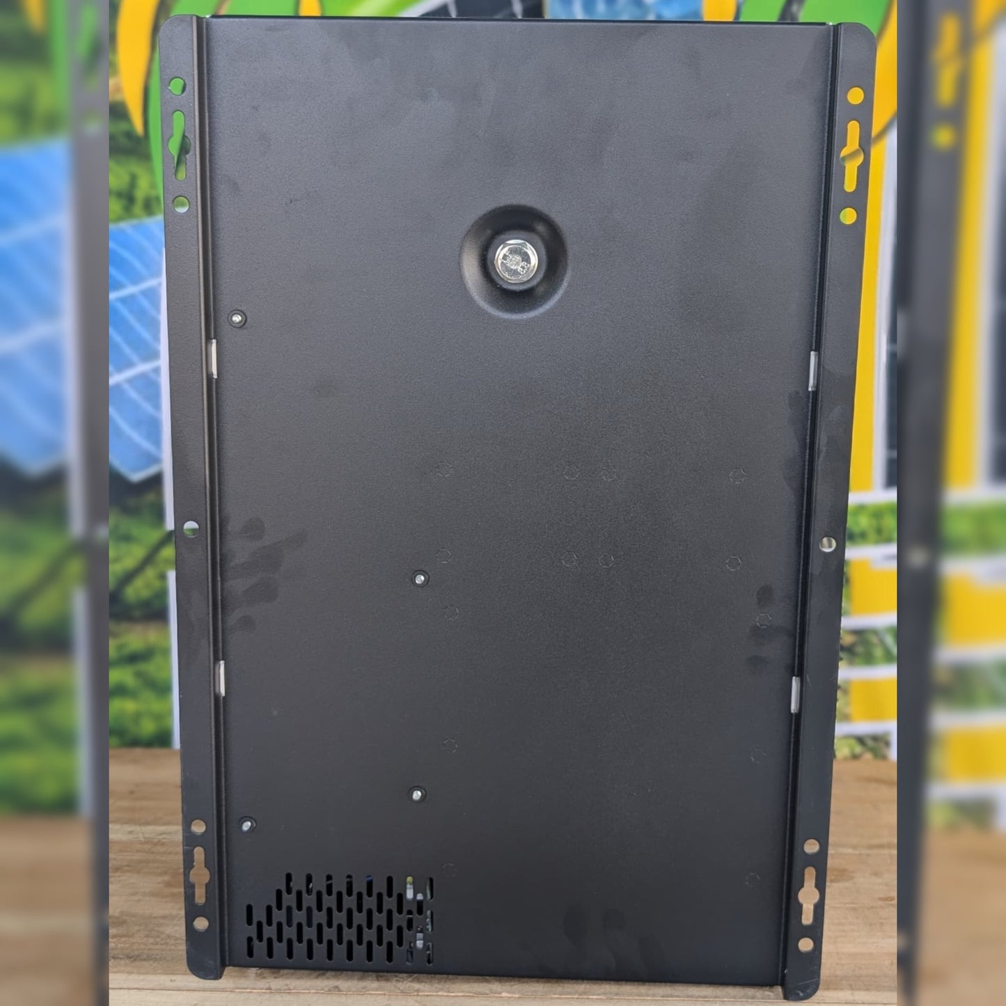 Inversor Híbrido Solar MUST 3KW 24V 80A | Salida 110V