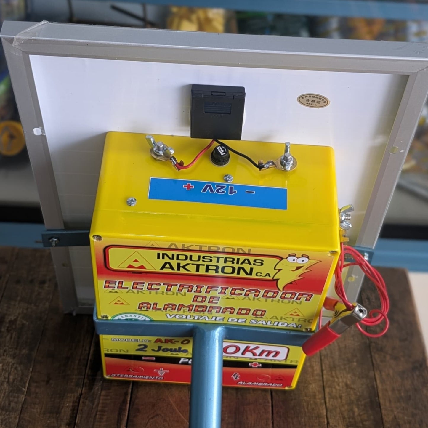 Energizador AKTRON cerca viva-10Km